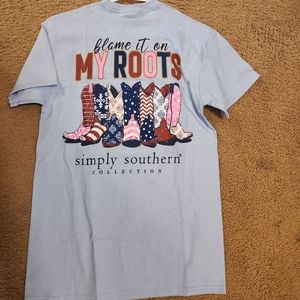 Simply Southern TShirt Size Small NWT.